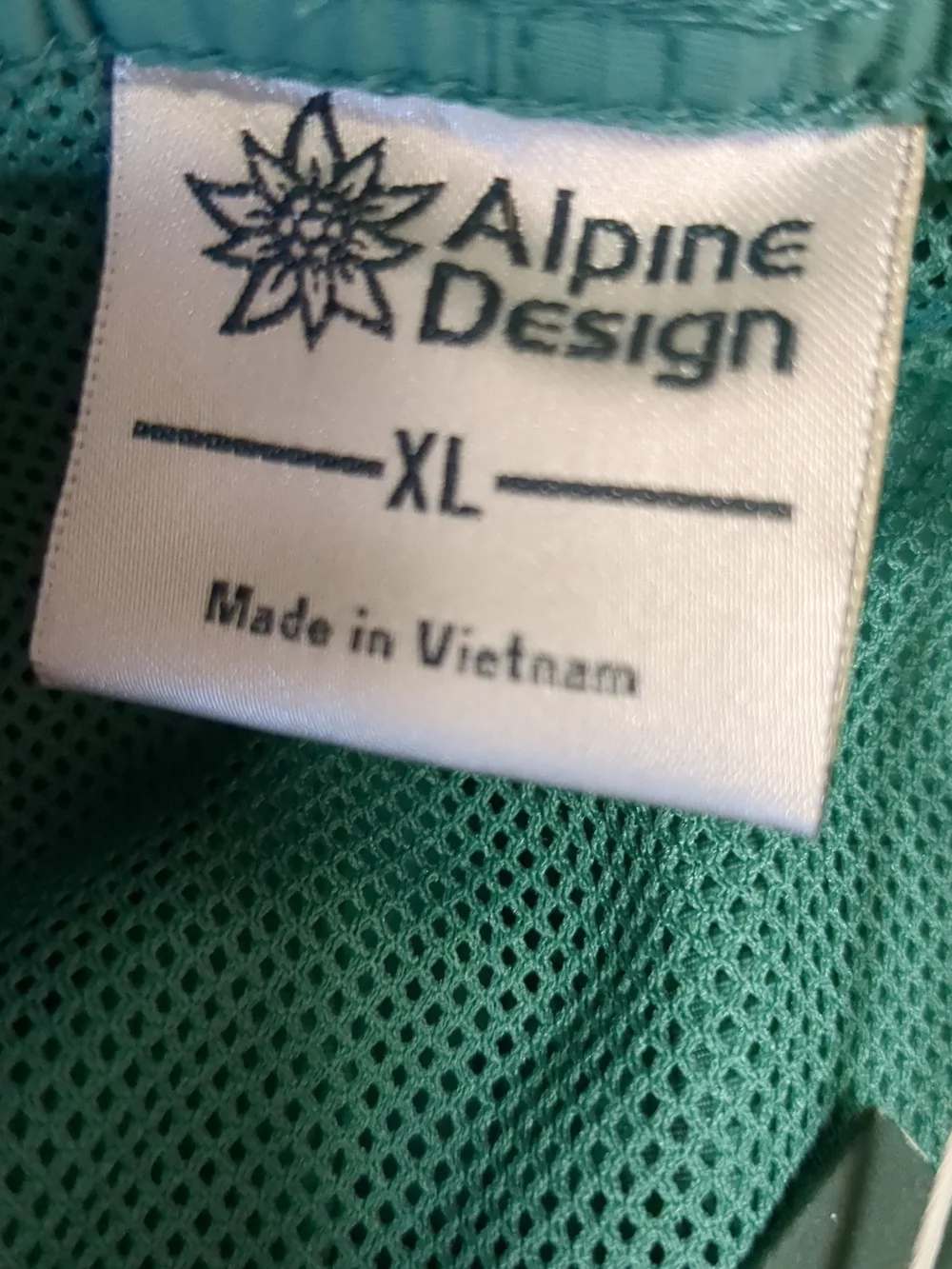 Alpine Design Men's Green Swim/Active Shorts
